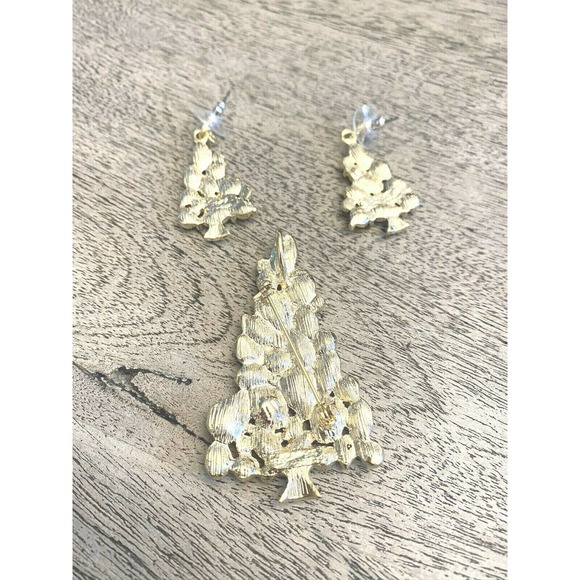 NEW Christmas Tree Brooch Pierced Earrings Set Holiday Festive Colorful Jewelry - Picture 4 of 6
